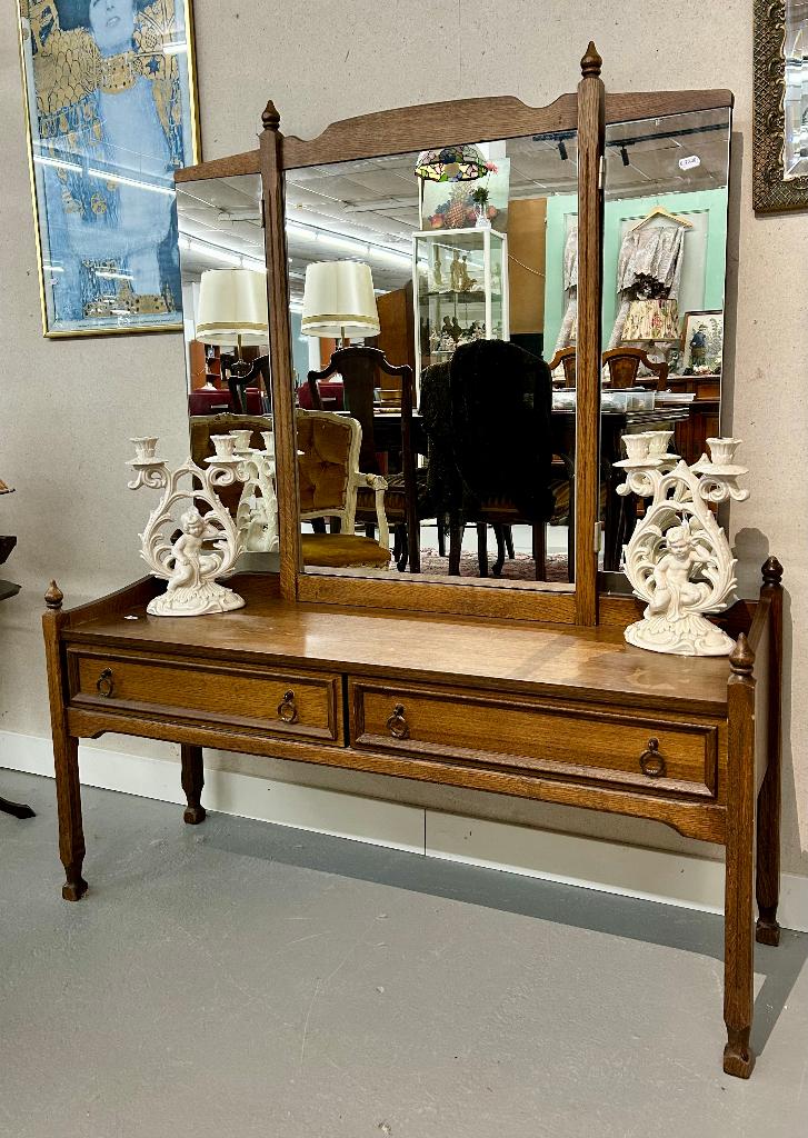 Antieke eikenhouten kaptafel met driedelige spiegel # 9519, Huis en Inrichting, Tafels | Kaptafels, Gebruikt, 100 tot 150 cm, 100 tot 150 cm
