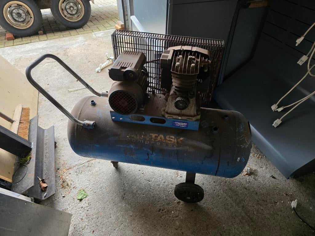 Airtask Compressor MK 93-800-2M - Motor te koop, Gebruikt, Onbekend, 25 tot 100 liter, 200 tot 400 liter/min