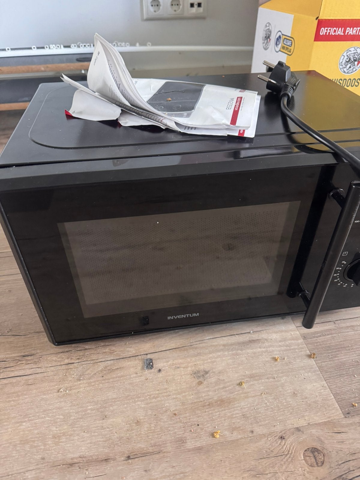 Magnetron Inventum., Ophalen, Minder dan 45 cm, Zo goed als nieuw, Inventum