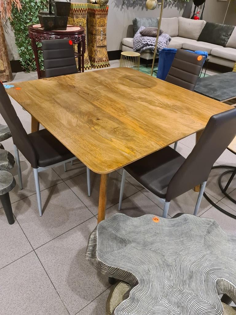 Nieuwe eettafel 120c120cm vintage stijl gelakt mango €275, Ophalen, ., Nieuw, .
