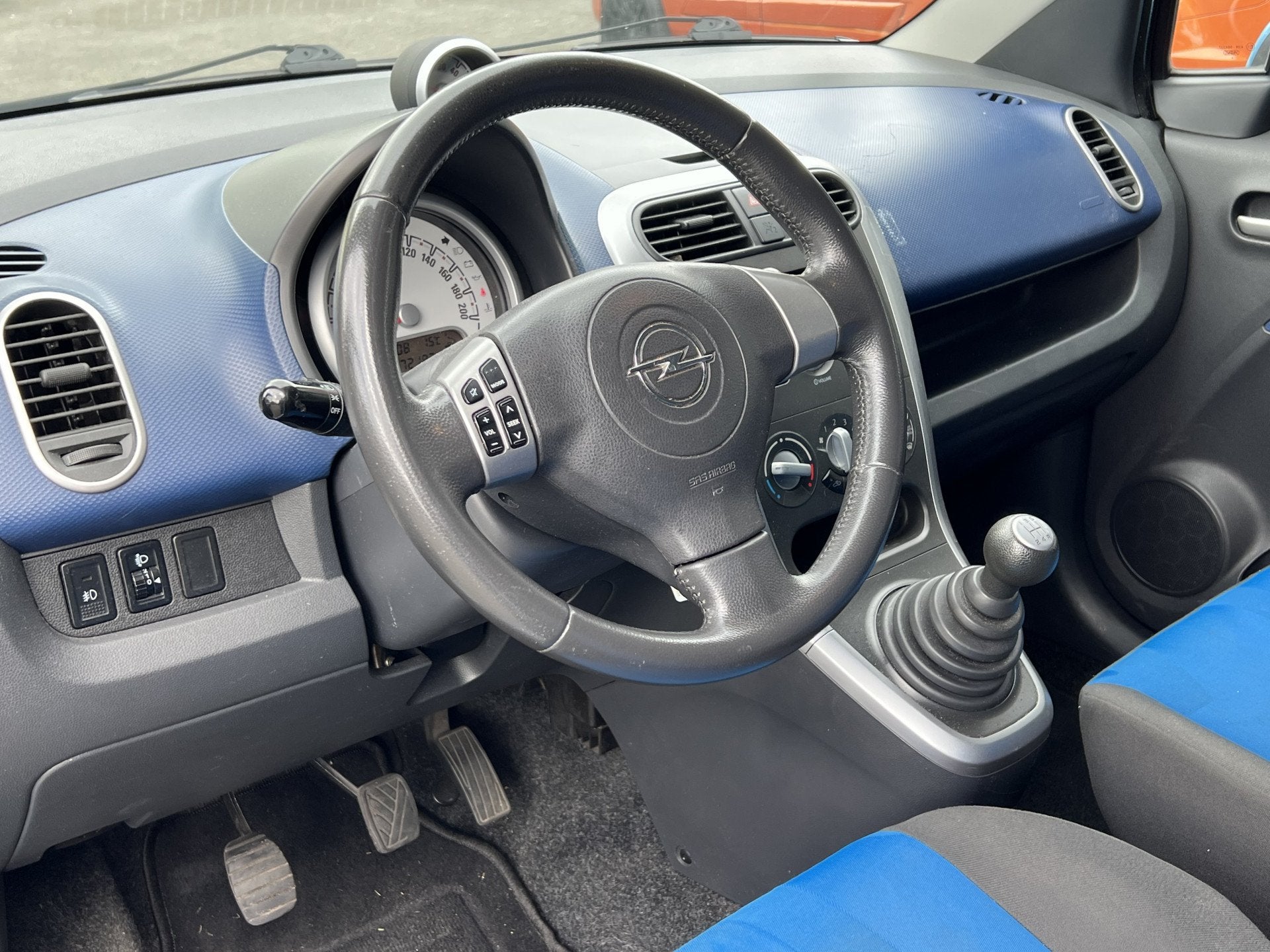 Opel Agila 1.0 Edition | Airco | Trekhaak | RIJKLAAR, Voorwielaandrijving, Stof, Blauw, 996 cc
