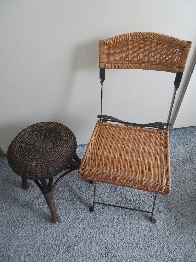 Vintage Rieten KLAPSTOELTJE + Vintage Rieten KRUKJE, Ophalen