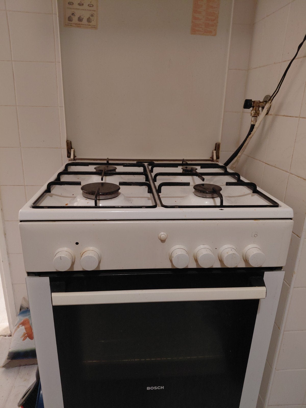 furnuis Bosch, Ophalen, 4 kookzones, Gas, Vrijstaand