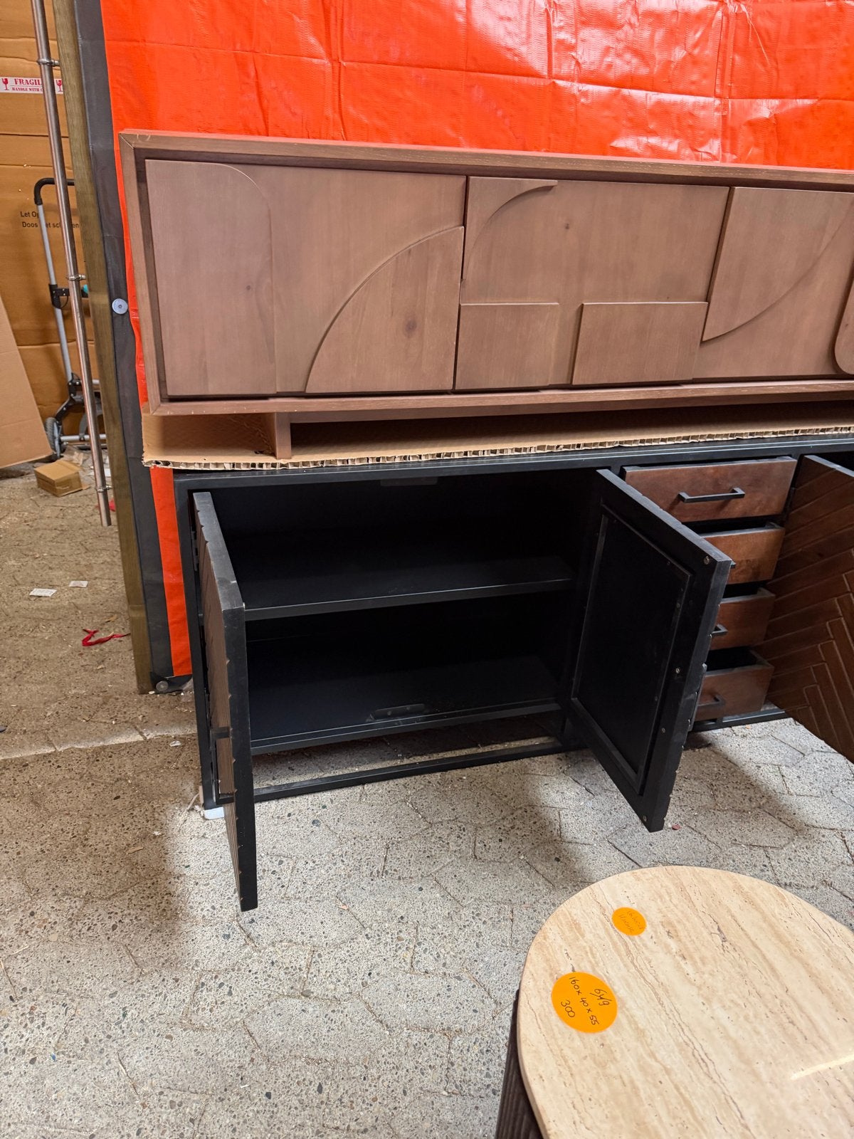 Nieuw Japandi Dressoir Metaal Donkerbruin Mangohout 210cm, Huis en Inrichting, Kasten | Dressoirs, Ophalen, Japandi, Nieuw, 200 cm of meer