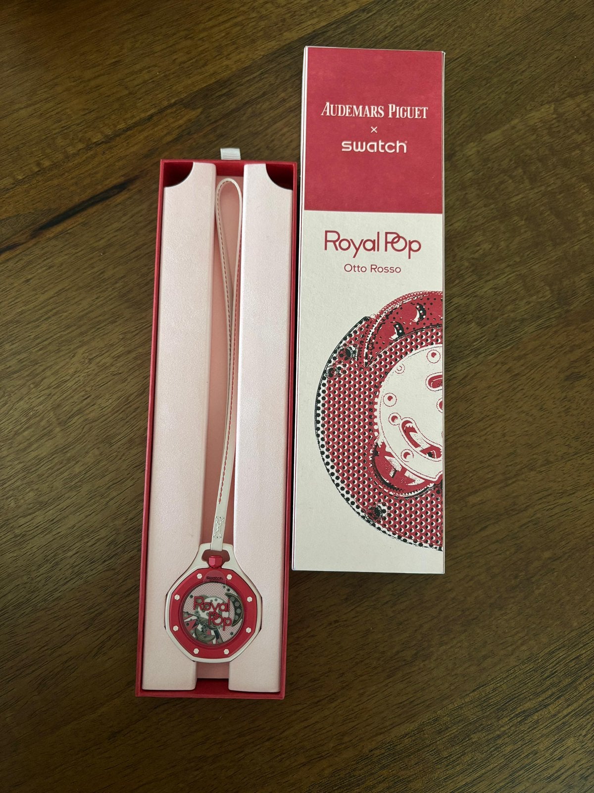 Swatch x AP Royal Pop Otto Rosso, Ophalen of Verzenden, Nieuw, Kunststof, Swatch