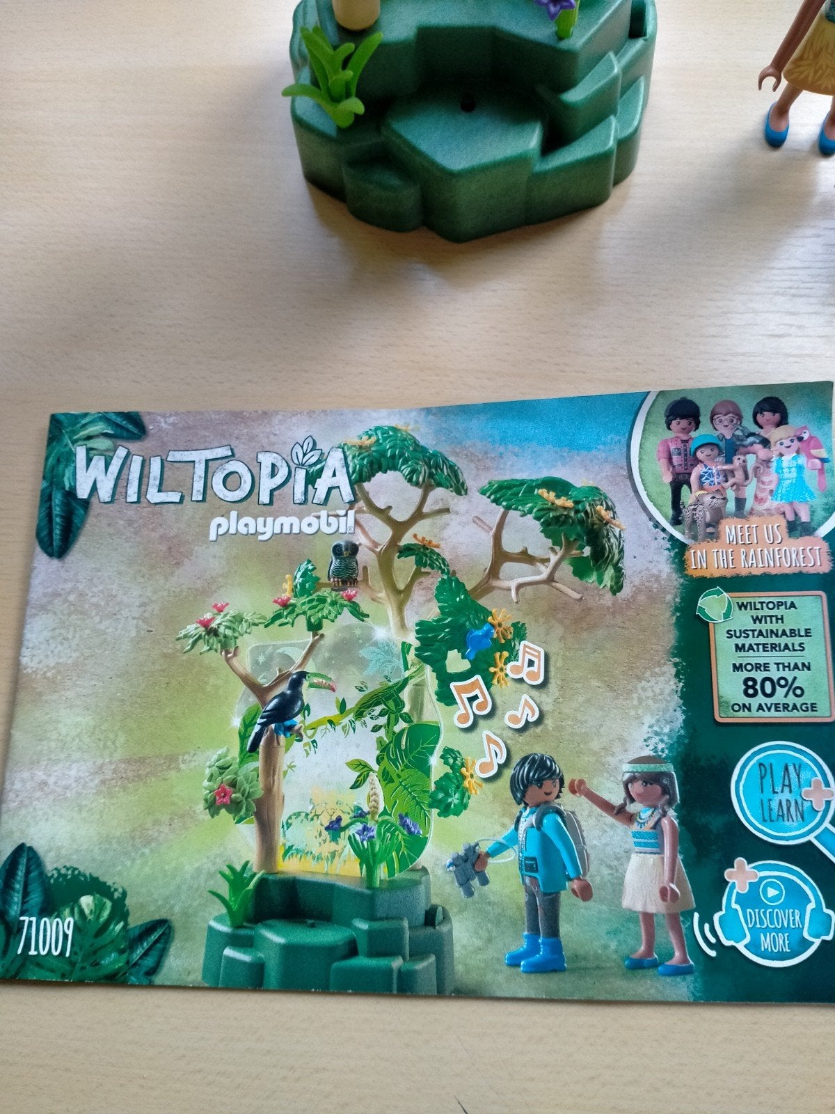 Playmobil Wiltopia 71009: Avontuurlijke Boom met Licht & G, Kinderen en Baby's, Speelgoed | Playmobil, Ophalen of Verzenden, Zo goed als nieuw