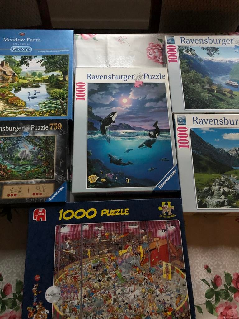 5 mooie puzzels - Compleet, Ophalen of Verzenden, 500 t/m 1500 stukjes, Gebruikt, Legpuzzel