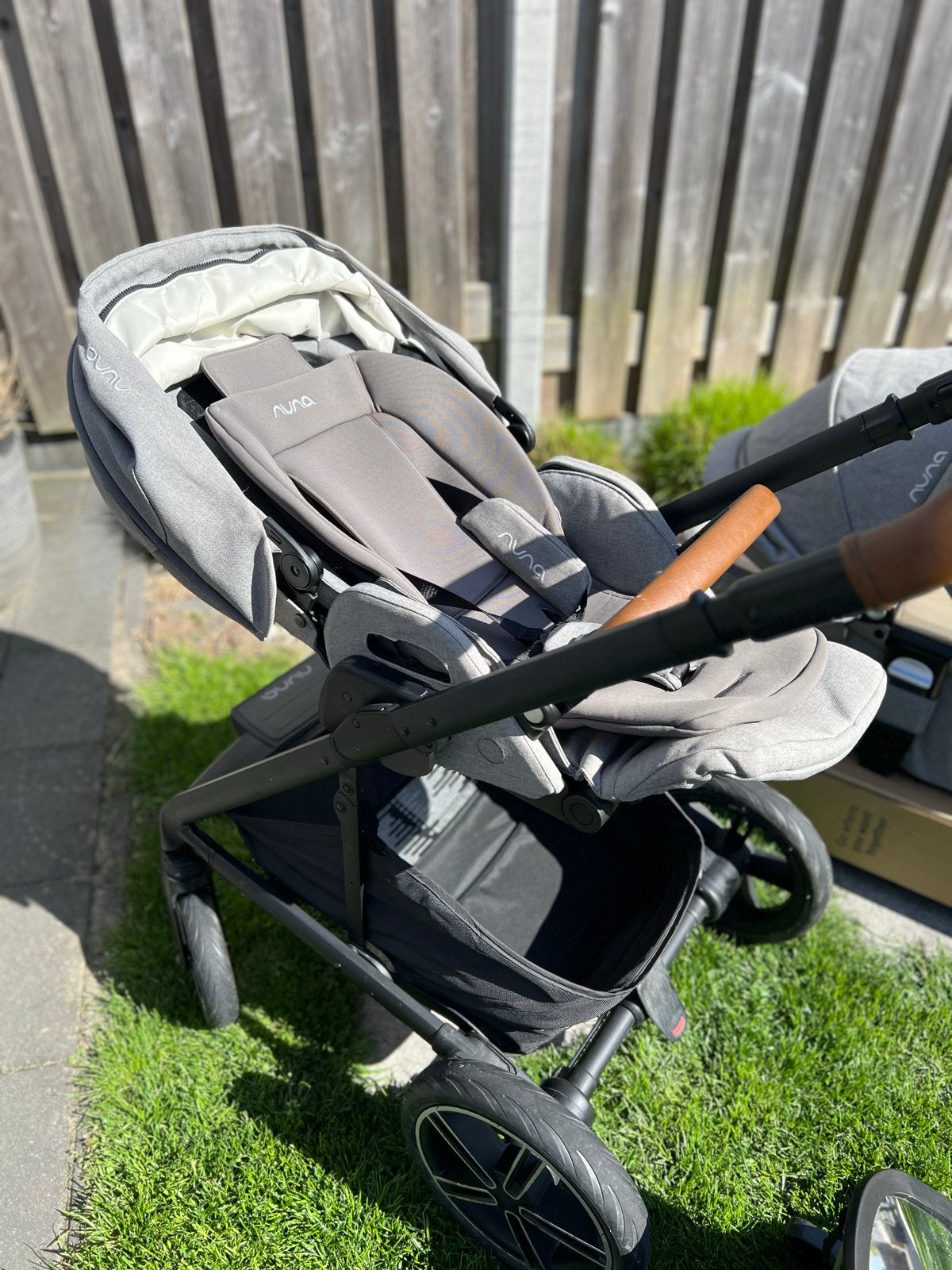 Nuna combiwagen set met Maxi Cosi en draaibare base, Overige merken, Gebruikt, Ophalen of Verzenden, Combiwagen