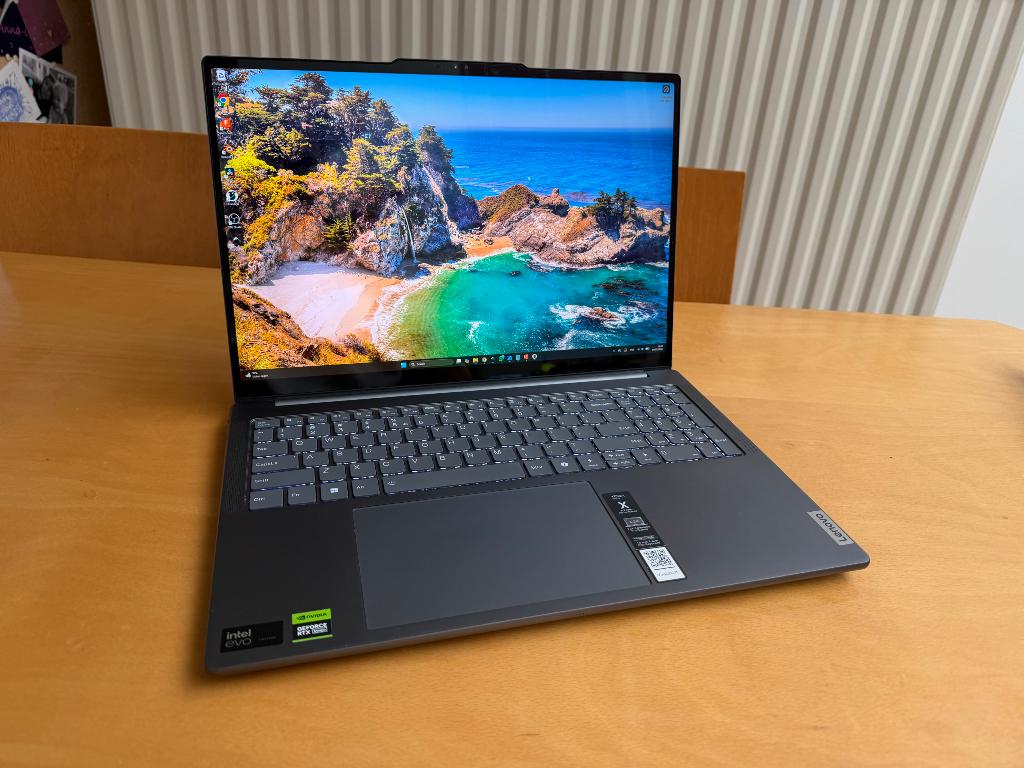 Lenovo 16IMH9 - RTX4060 - 32GB - 1TB, Computers en Software, Met videokaart, Intel Core Ultra 9 185H, Ophalen of Verzenden, Zo goed als nieuw