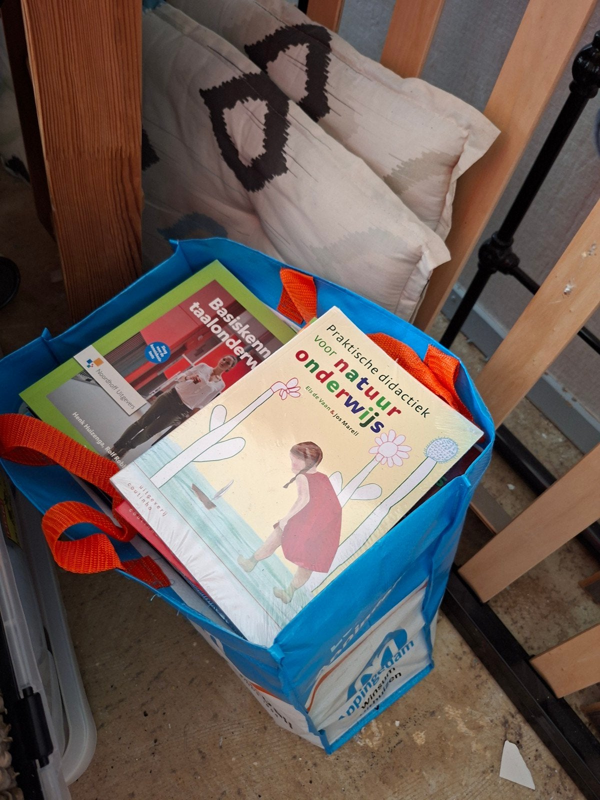 Pabo boekenpakket (o.a. didactiek) - ivm verhuizing, Ophalen