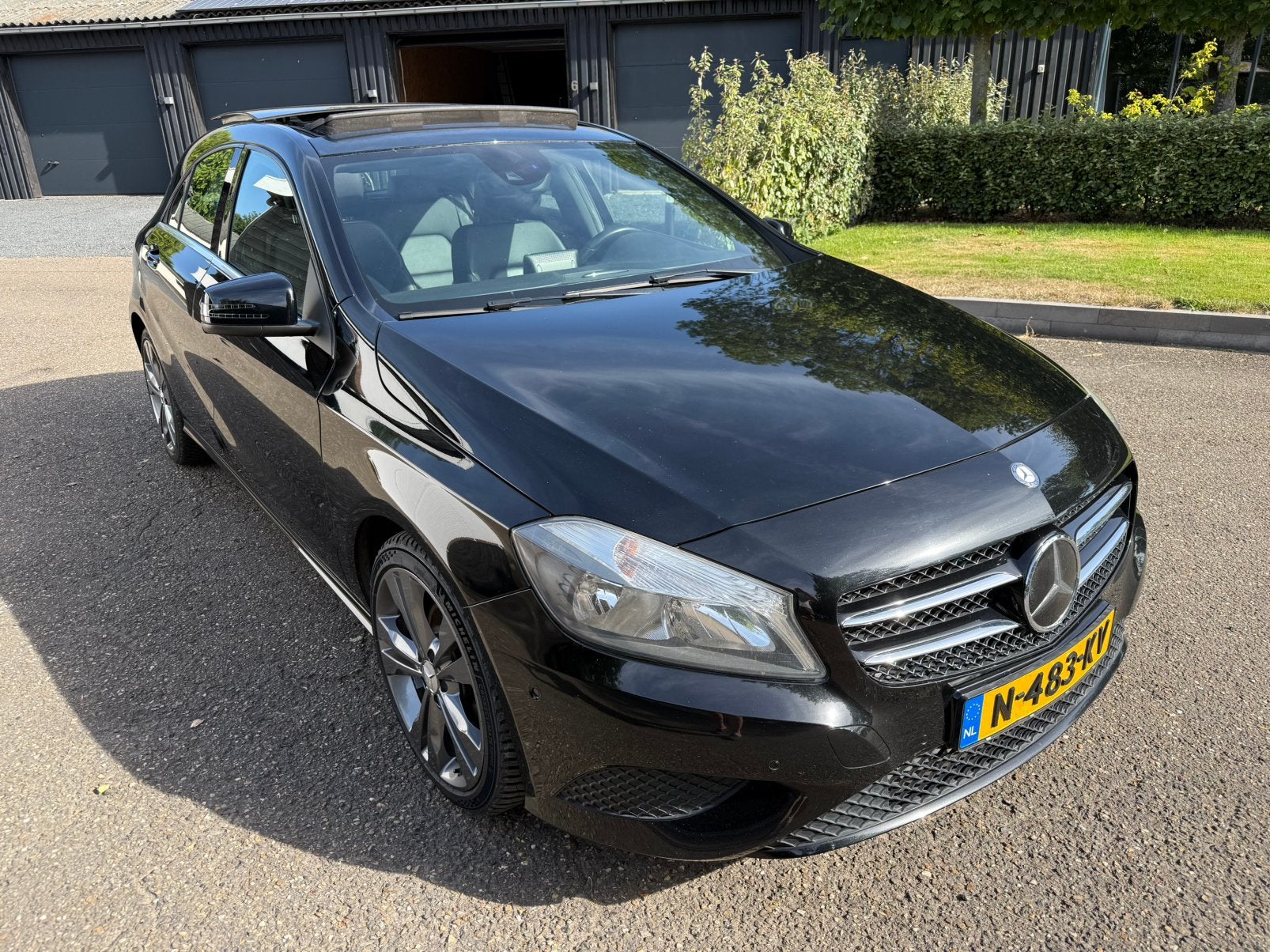 Mercedes-Benz A-Klasse 1.6 A200 Blue Efficiency AUT 2013, Auto's, Mercedes-Benz, Voorwielaandrijving, Zwart, 1595 cc, Handgeschakeld