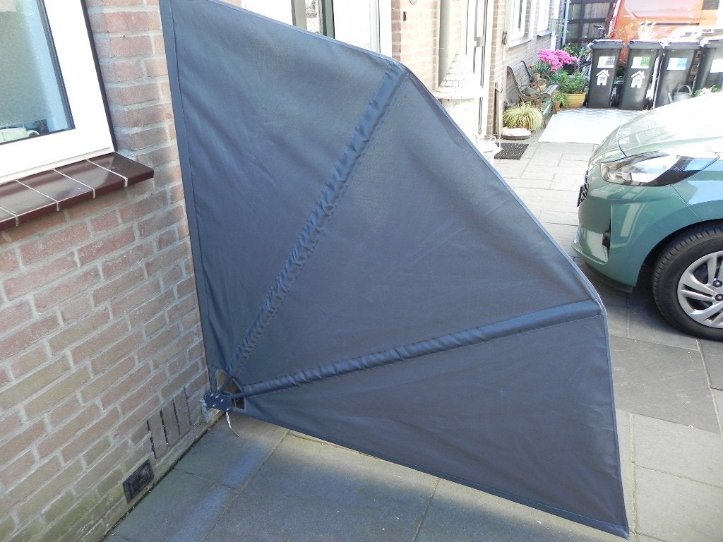 TE KOOP; KWARTROND WINDSCHERM GRIJS 145 X 145 CM, Tuin en Terras, Tuinschermen, Ophalen, 100 tot 150 cm, 100 tot 150 cm, Zo goed als nieuw