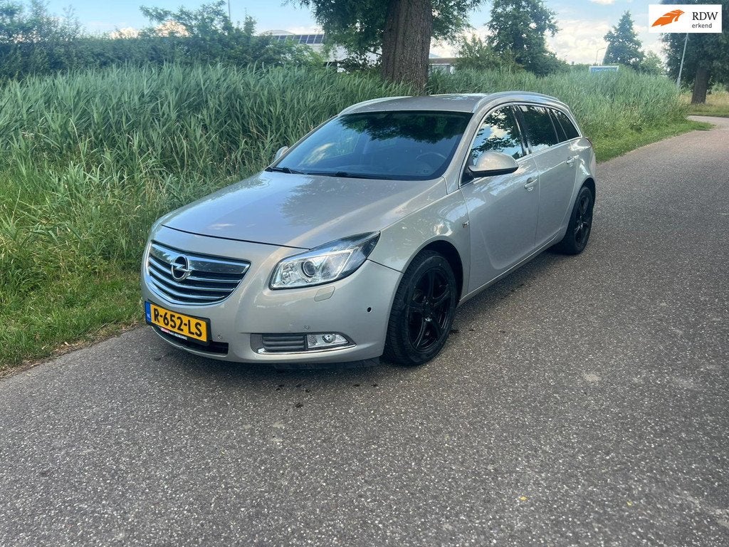Opel Insignia Sports Tourer 2.0 T Sport Automaat Cruise Airc, Auto's, Opel, Stof, Gebruikt, Zwart, 4 cilinders