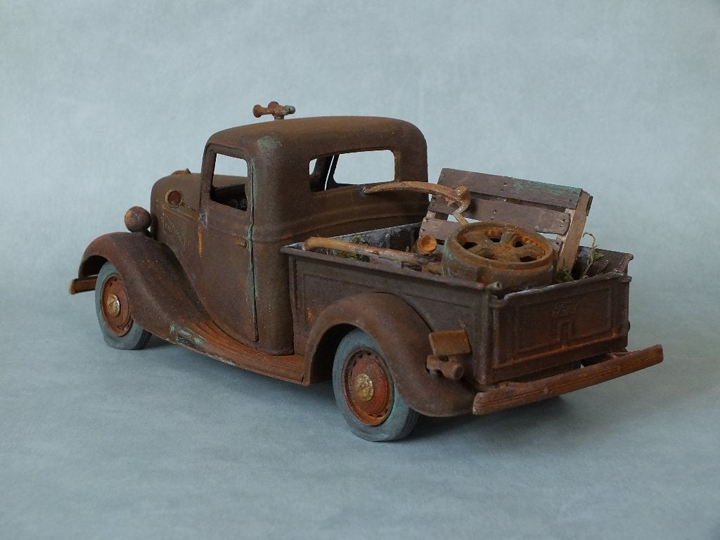 Ford V8 pickup 1936 schuurvondst 1:19, Ophalen of Verzenden, Gebruikt, Auto, Overige merken