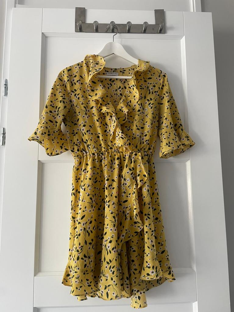 Geel zomerjurkje met bloemetjes Maat M Loavies Drukknoopje, Kleding | Dames, Maat 38/40 (M), Geel, Ophalen of Verzenden, Gedragen