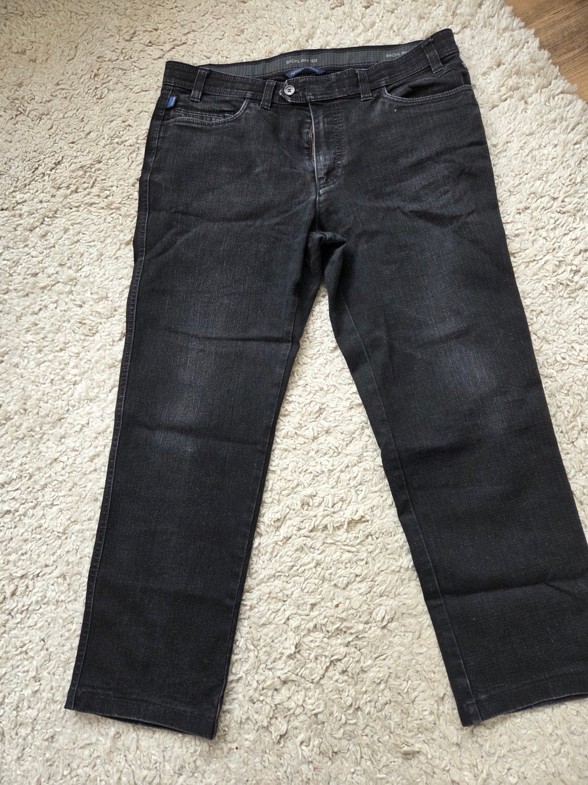 Bruhl Jeans in Zwart en Blauw - Maat 26, Blauw, W32 (confectie 46) of kleiner, Ophalen of Verzenden, Bruhl