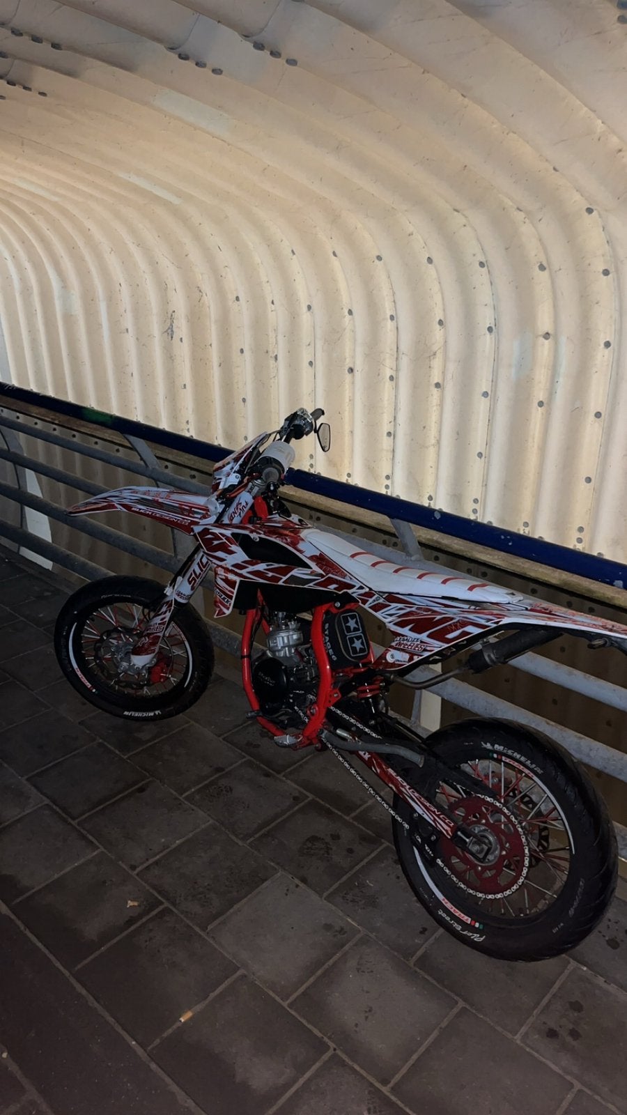 Beta rr50 track, Zo goed als nieuw, Ophalen, Overige merken