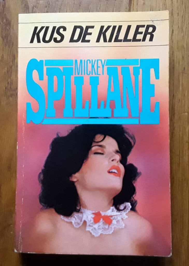 Mickey Spillane boekjes - 2 stuks beschikbaar, Boeken, Ophalen of Verzenden, Gelezen