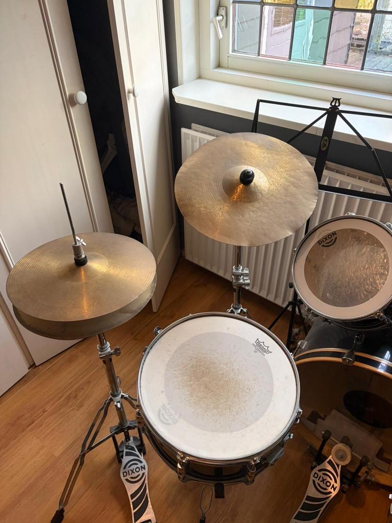Dixon drumstel met bekkens en kruk, Muziek en Instrumenten, Drumstellen en Slagwerk, Ophalen, Gebruikt, Overige merken
