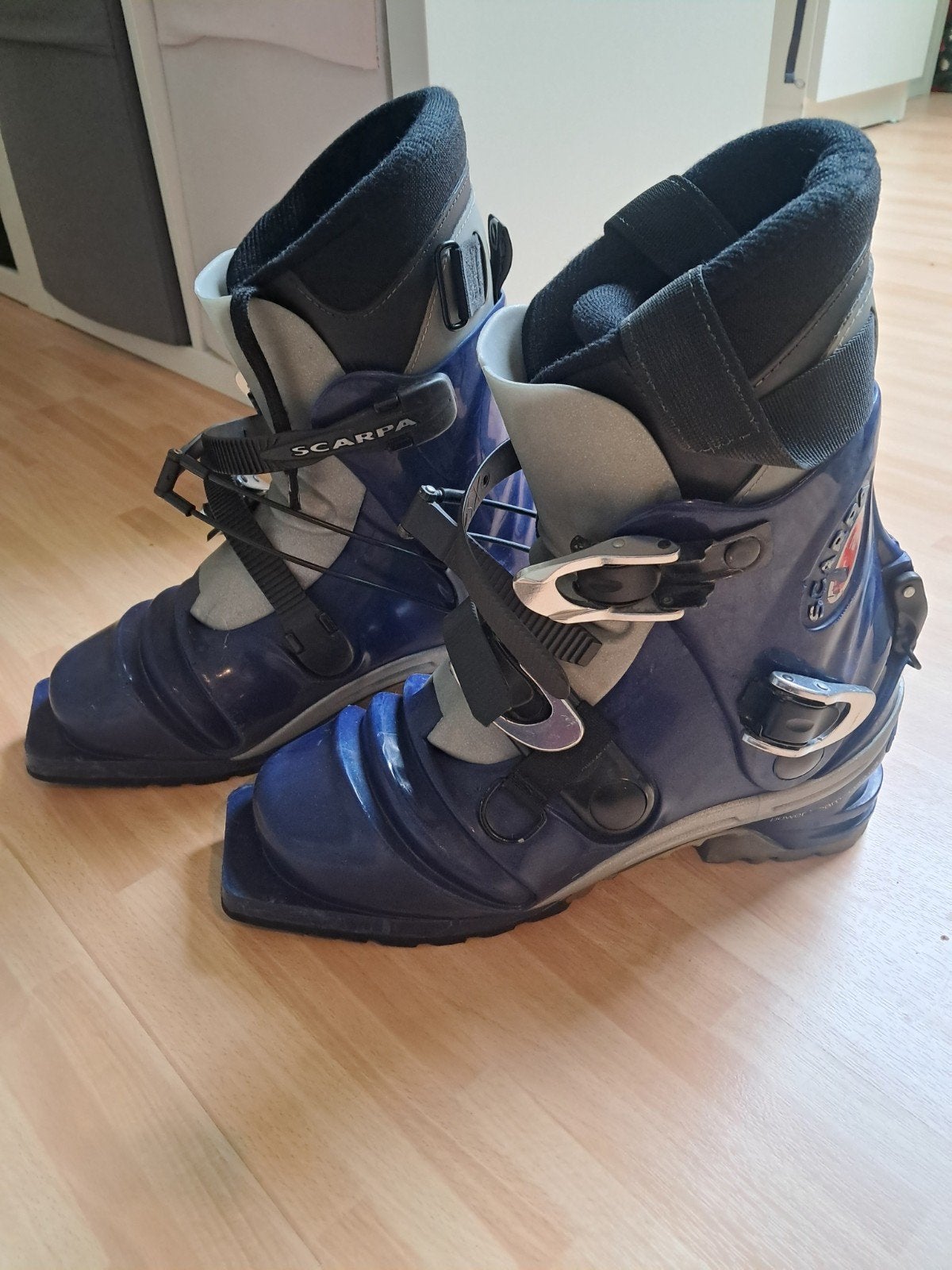 Scarpa T2 Telemark skischoenen maat 43-44, Overige merken, 160 tot 180 cm, Gebruikt, Schoenen