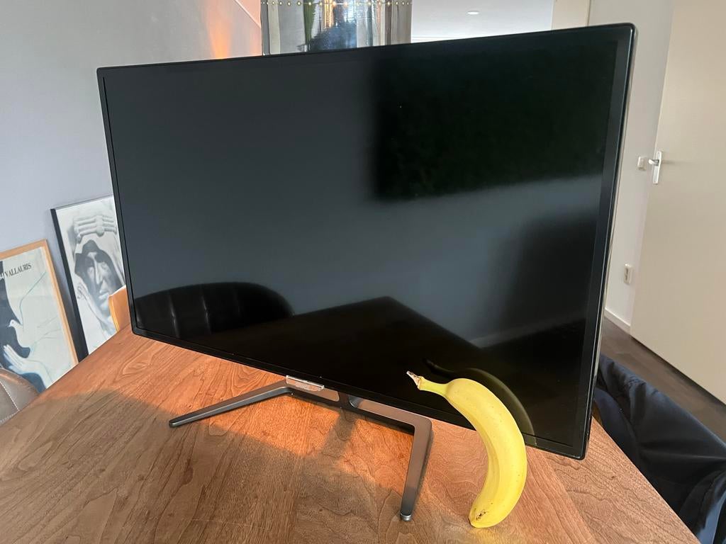 Philips 24 inch Full HD Monitor (Model: 323E7Q), Ophalen, Kantelbaar, Full HD, Zo goed als nieuw