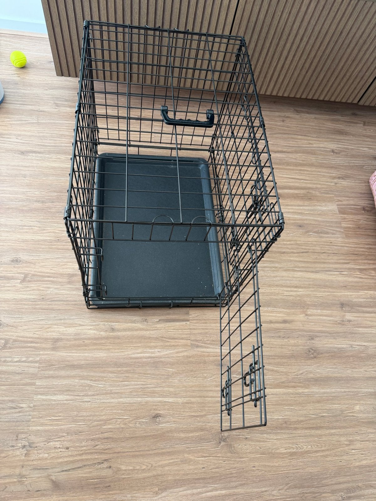 Zwarte bench puppy, Ophalen, Zo goed als nieuw