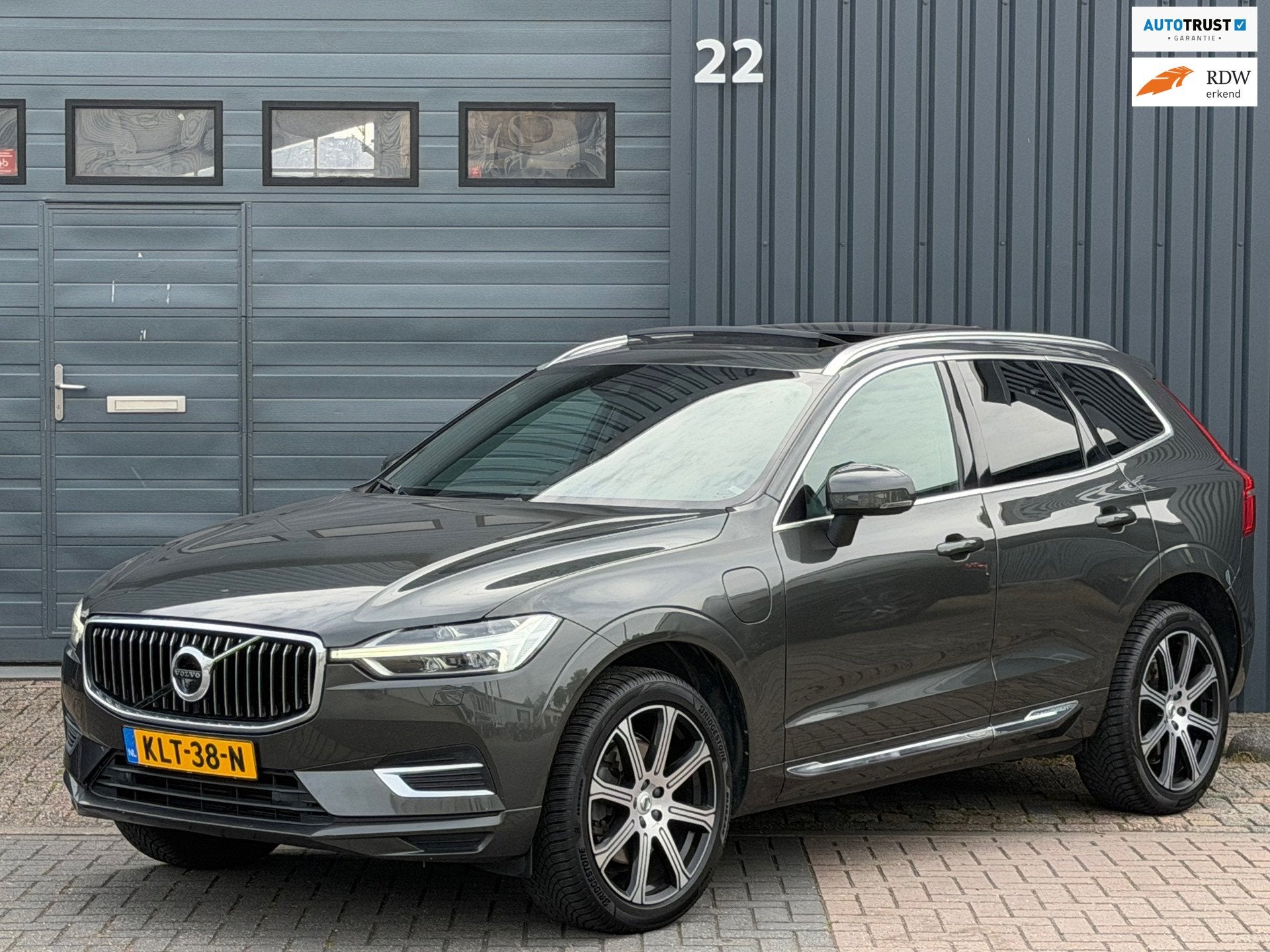 Volvo XC60 2.0 T8 Twin Engine AWD Inscription|WEEKACTIE|Pano, Auto's, Volvo, Automaat, Gebruikt, Euro 6, 1969 cc