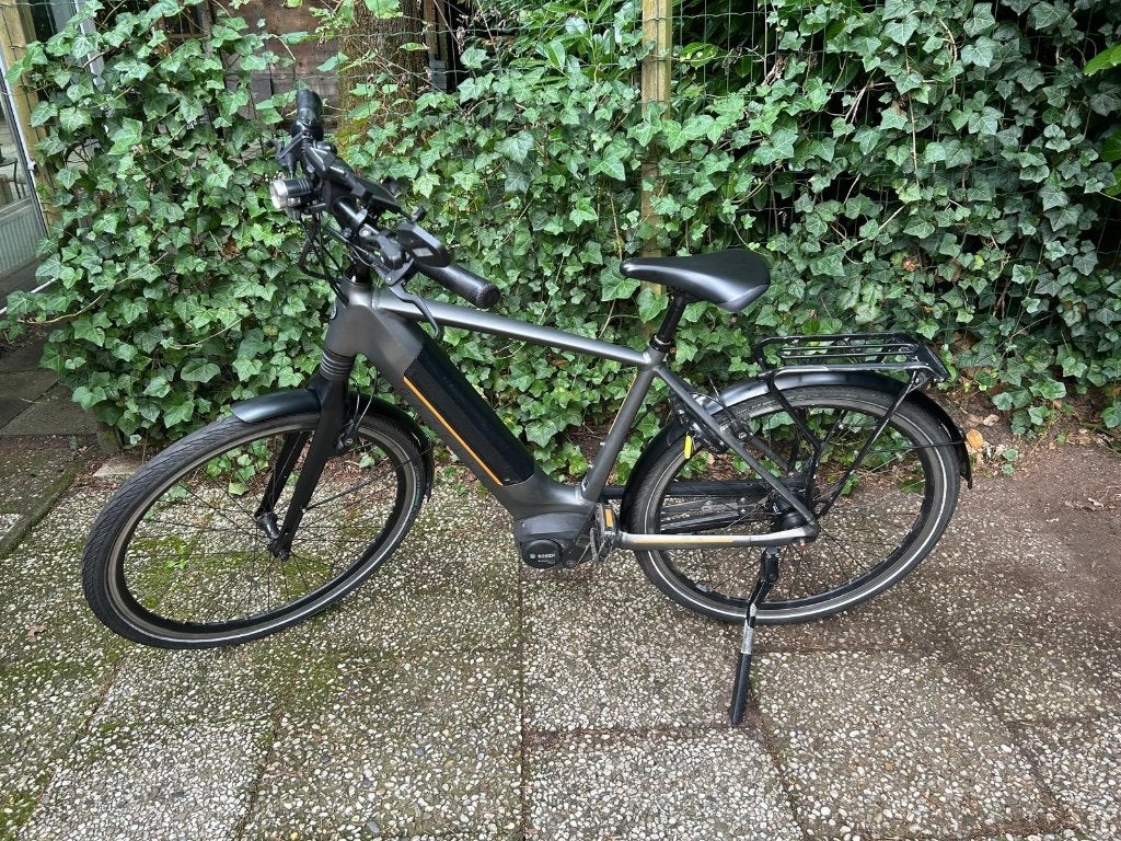 Foto 3 van Twee Gazelle Ultimate C8+ HMB e-bikes te koop
