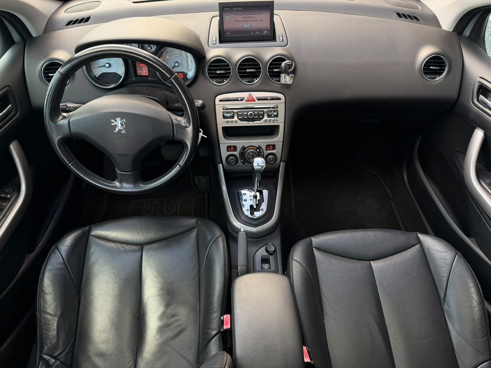 Peugeot 308 SW 1.6 VTi XS|7 persoons|automaat, Auto's, 1441 kg, Gebruikt, 4 cilinders, 1370 kg