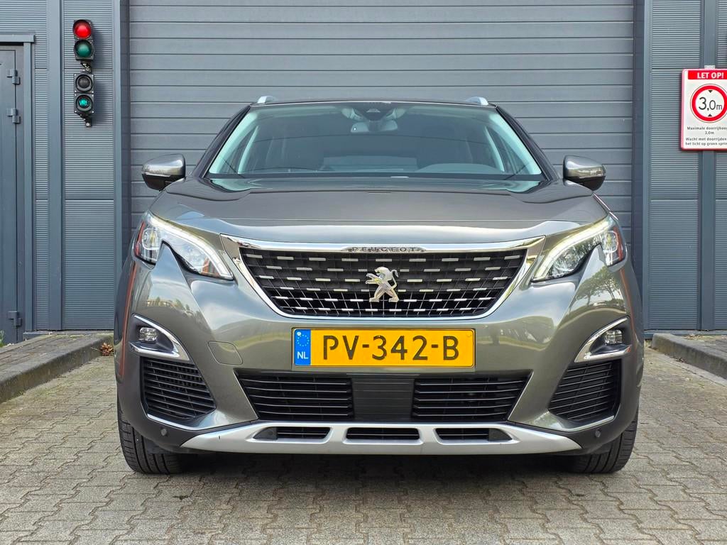 Peugeot 3008 1.2 PureTech Blue Lease Premium / NIEUWE DISTRI, Auto's, Peugeot, Gebruikt, 1199 cc, Met garantie (alle), Bedrijf