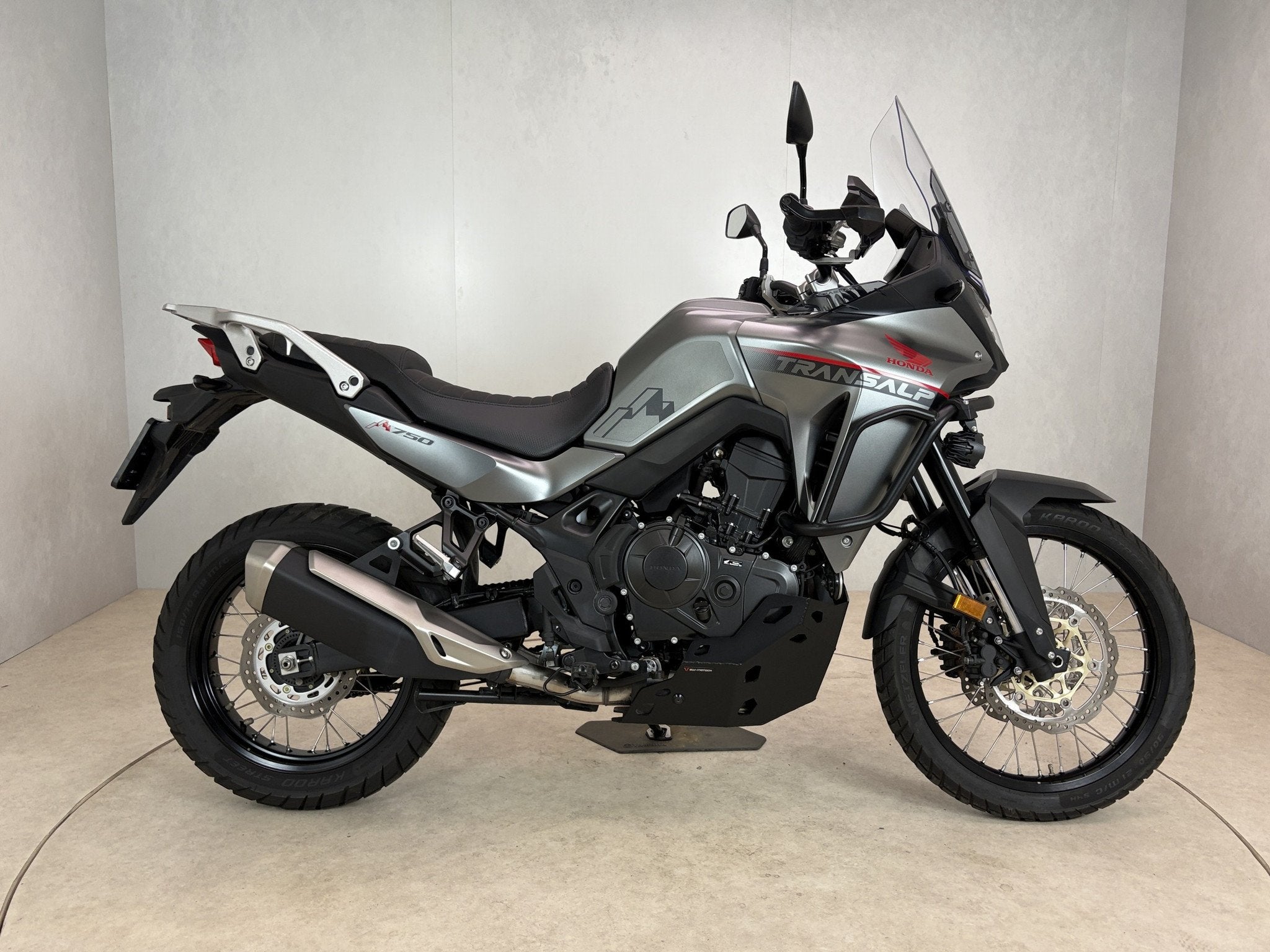 Honda XL750 TRANSALP (bj 2024), Motoren, Cco@honda-eu.com, Stroombaan 4
1181 VX  Amstelveen, Honda Motor Europe Ltd, Meer dan 35 kW