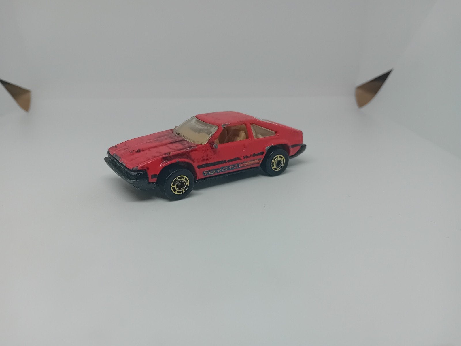 Hot Wheels 82 Toyota Supra 1984 Vintage The Hot Ones Serie, Ophalen of Verzenden, Gebruikt, Auto