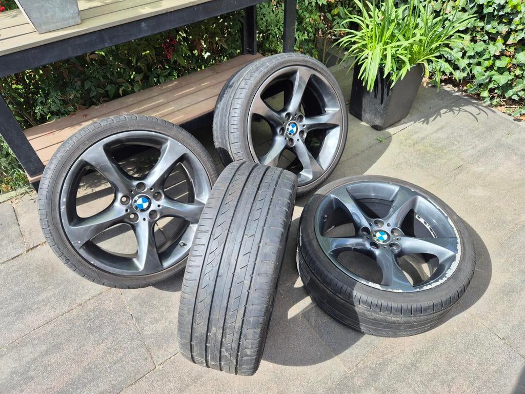 BMW 19 inch 230B originele velgen met banden, Gebruikt, Banden en Velgen, 235 mm, Zomerbanden