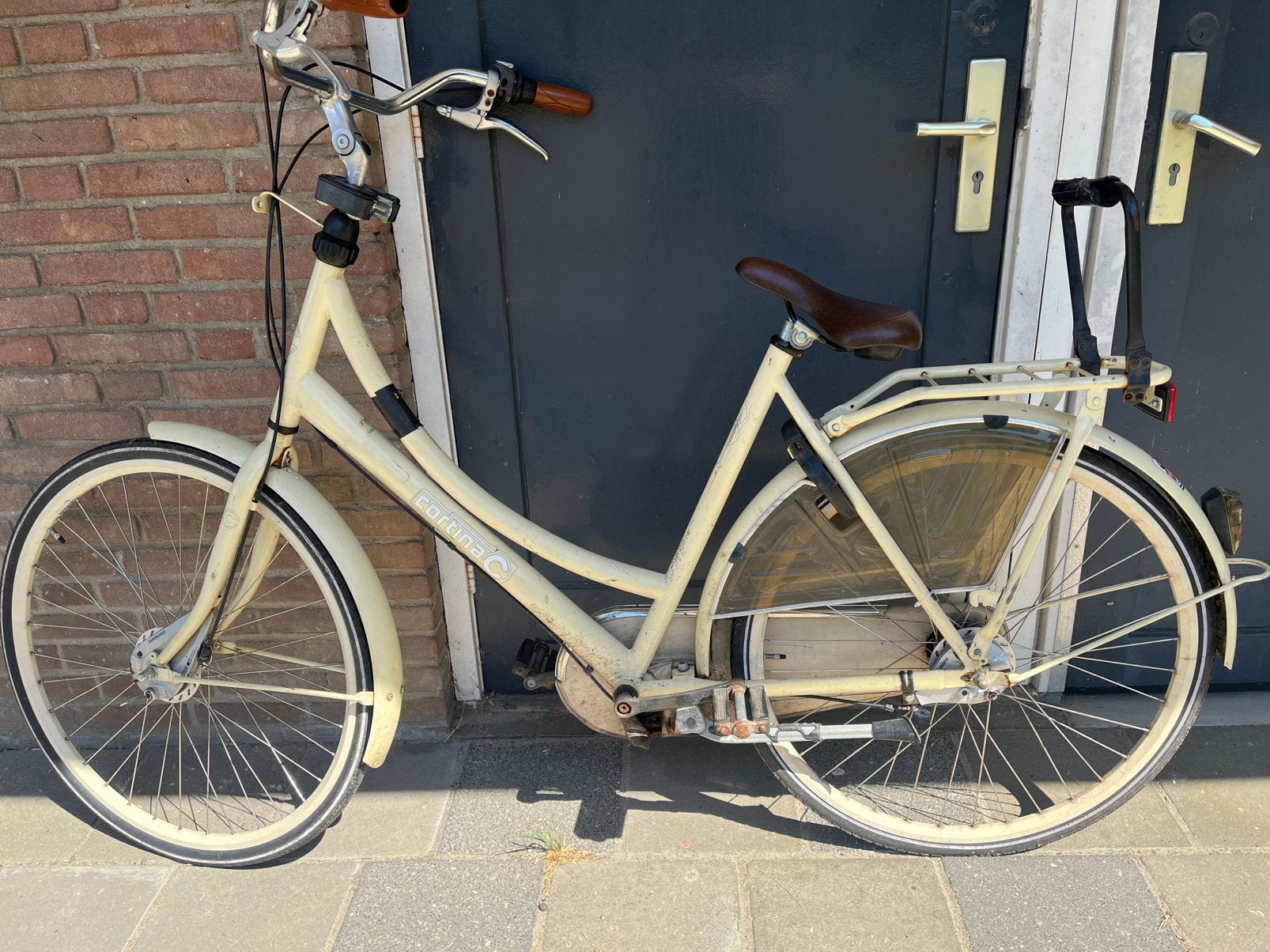 Opknapper damesfiets, Fietsen en Brommers, Gebruikt, Versnellingen, Trommelrem, Ophalen