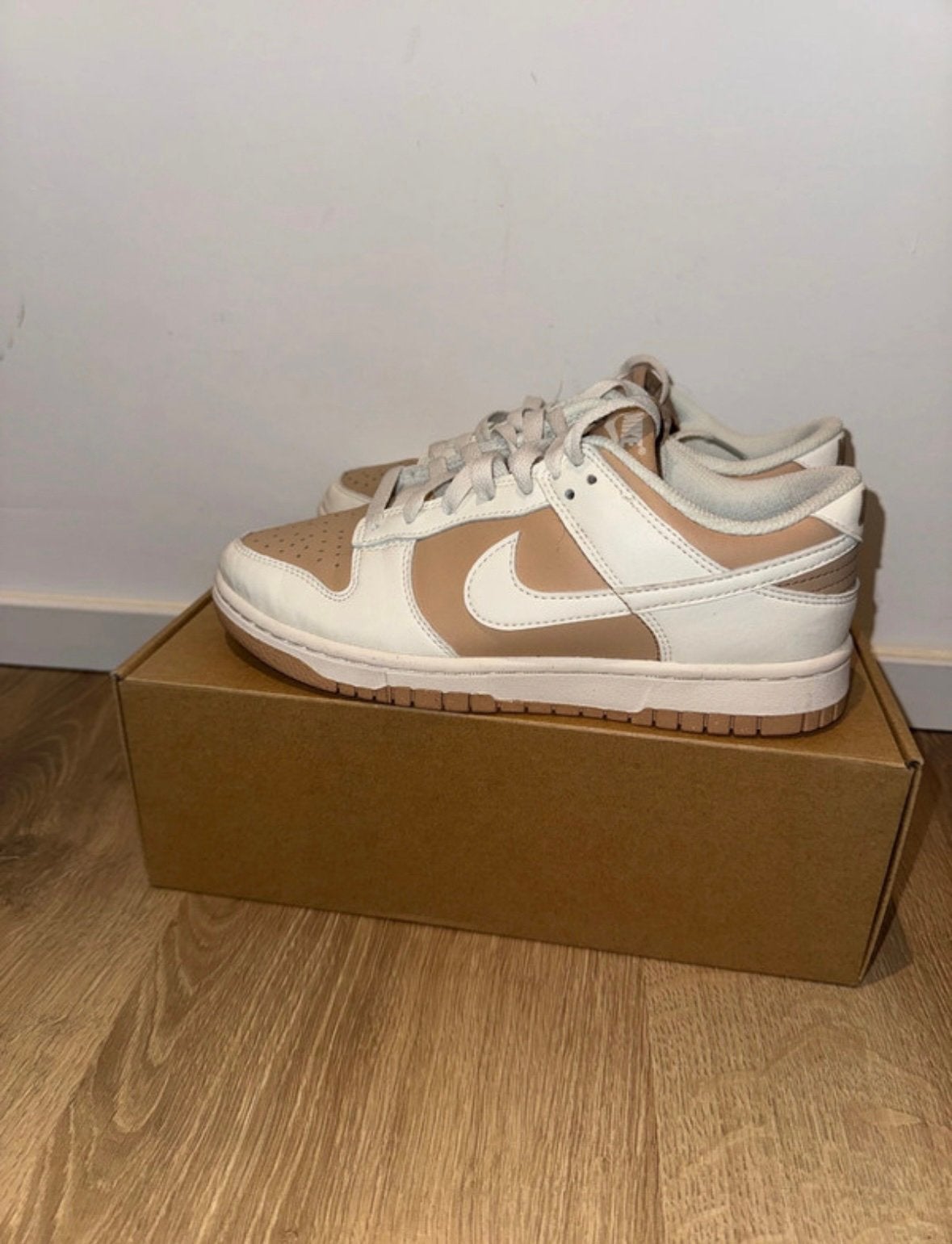 Nike Dunk Low Next Nature Beige Sail, Ophalen of Verzenden, Zo goed als nieuw, Overige kleuren