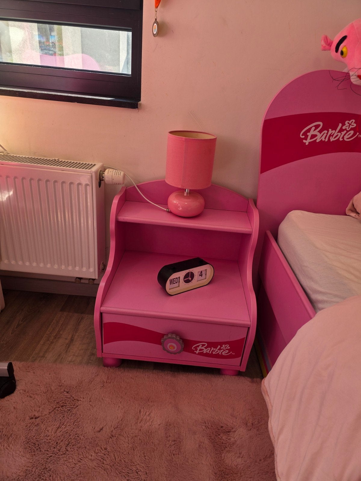 Complete meisjes slaapkamer: bed, matras, vloerkleed, lamp, Kinderen en Baby's, Ophalen, Gebruikt, Meisje