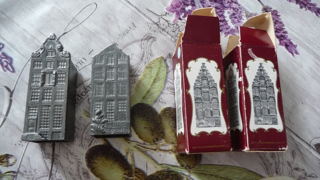 2 Tinnen grachtenpanden, Verzamelen, KLM Huisjes, Ophalen of Verzenden, Nieuw, 61 t/m 80