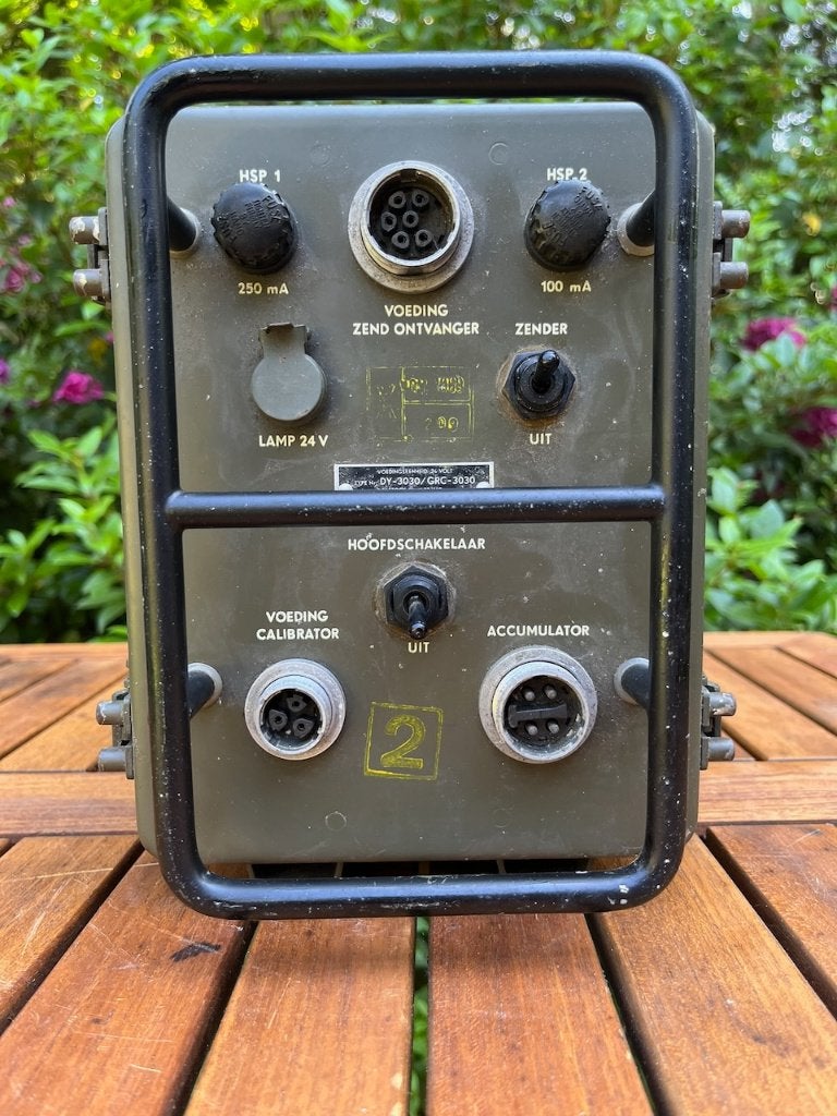 Dynamotor pack voor GRC-3030 zend-ontvanger, Ophalen, Zo goed als nieuw, Zender en Ontvanger
