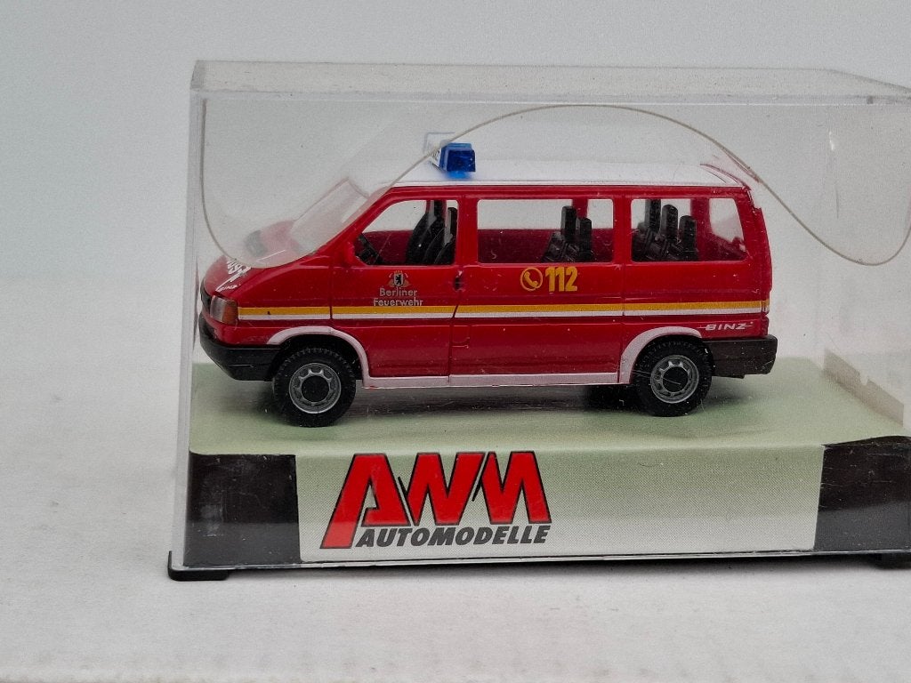 VW T4 personenbus brandweer - AWM 1/87, Verzenden, Zo goed als nieuw, Auto, AWM