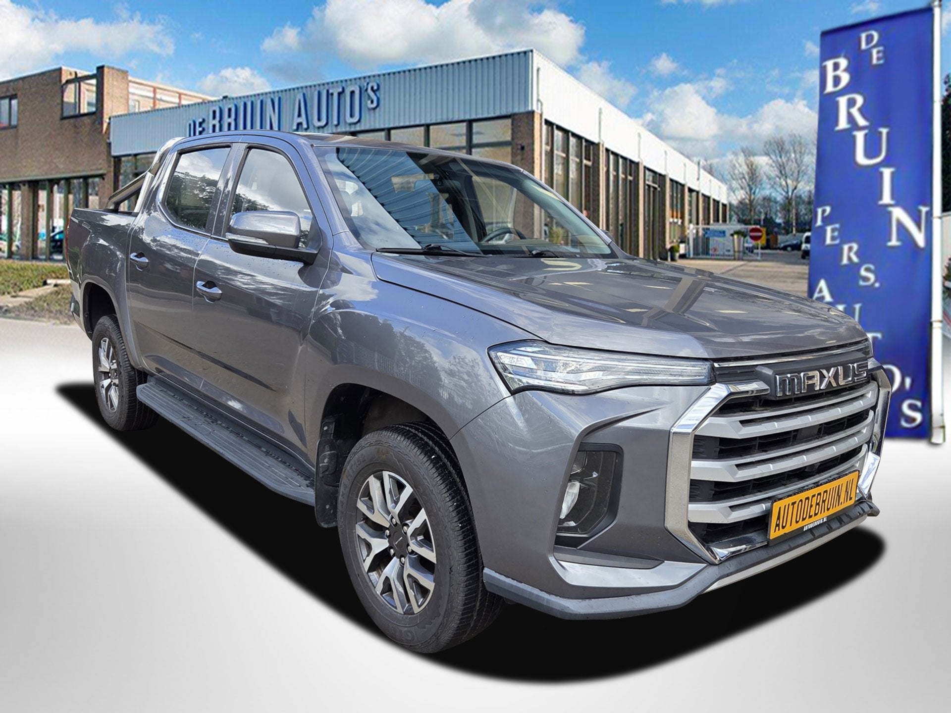 Maxus T90 EV 89 kWh Dubbel Cabine Zwart leer ECC Airco Verwa, Automaat, Achterwielaandrijving, Gebruikt, Zwart