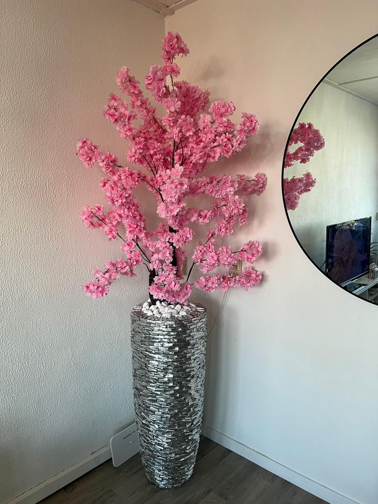 Schelpenvazen met bloesem boom, Ophalen of Verzenden, Zo goed als nieuw