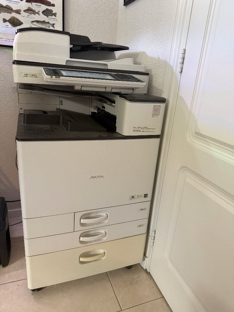 Ricoh A3/A4 kleuren printer en kopieermachine MPC 3003., Ophalen of Verzenden, Zo goed als nieuw, Kopieermachine, Laserprinter