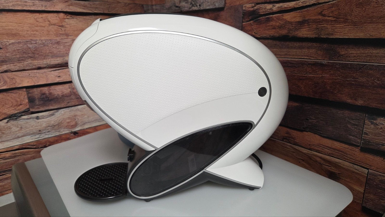 Dolce Gusto NEO Latte amper gebruikt incl. 4x koffie, Ophalen, Koffiepads en cups, Koffiemachine, Zo goed als nieuw