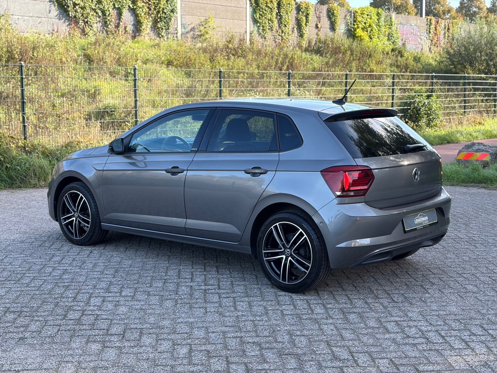 Volkswagen Polo 1.0 TSI Highline IQ DRIVE I CARPLAY I 360 PD, Auto's, Voorwielaandrijving, 1063 kg, Gebruikt, 95 pk