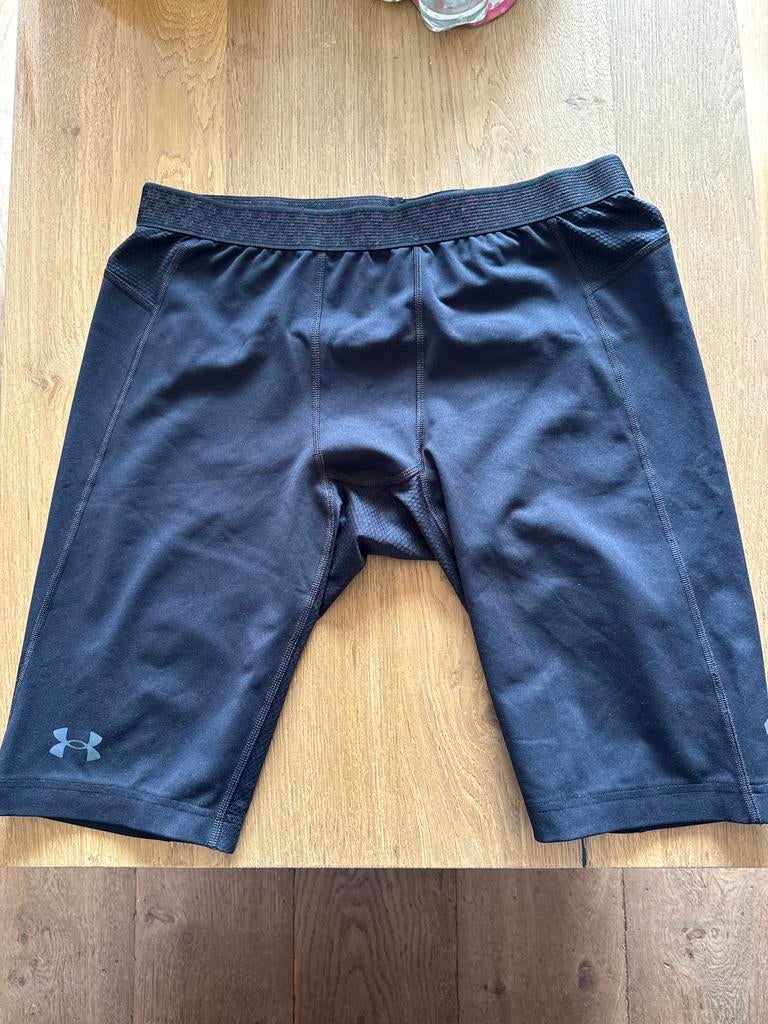 2 Under Armour Compressiebroek — Maat XL, Fitness, Maat 48/50 (M), Zwart, Under Armour