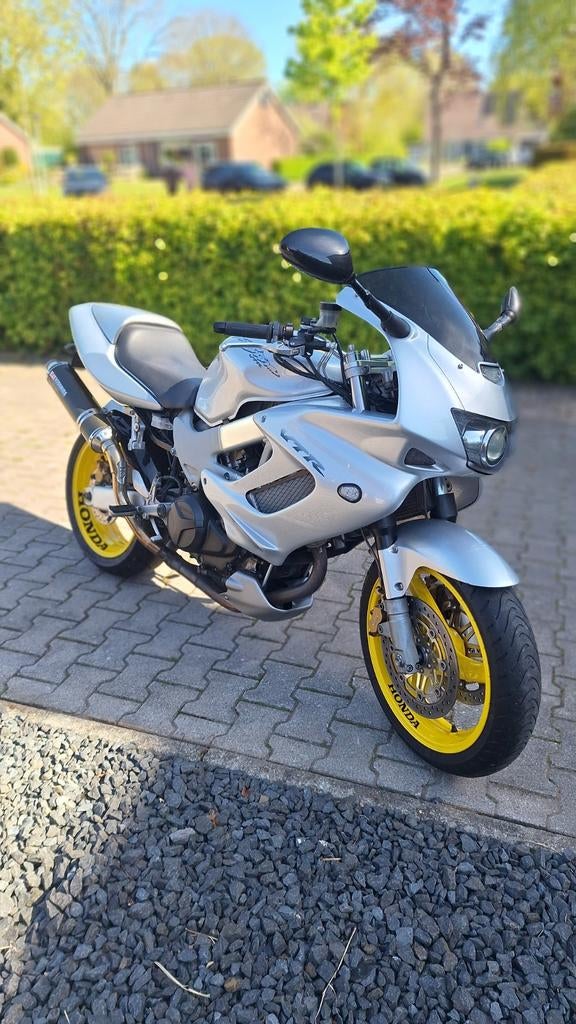 Honda VTR 1000 F Firestorm - Lage km, veel vernieuwd!, Motoren, Motoren | Honda, Particulier