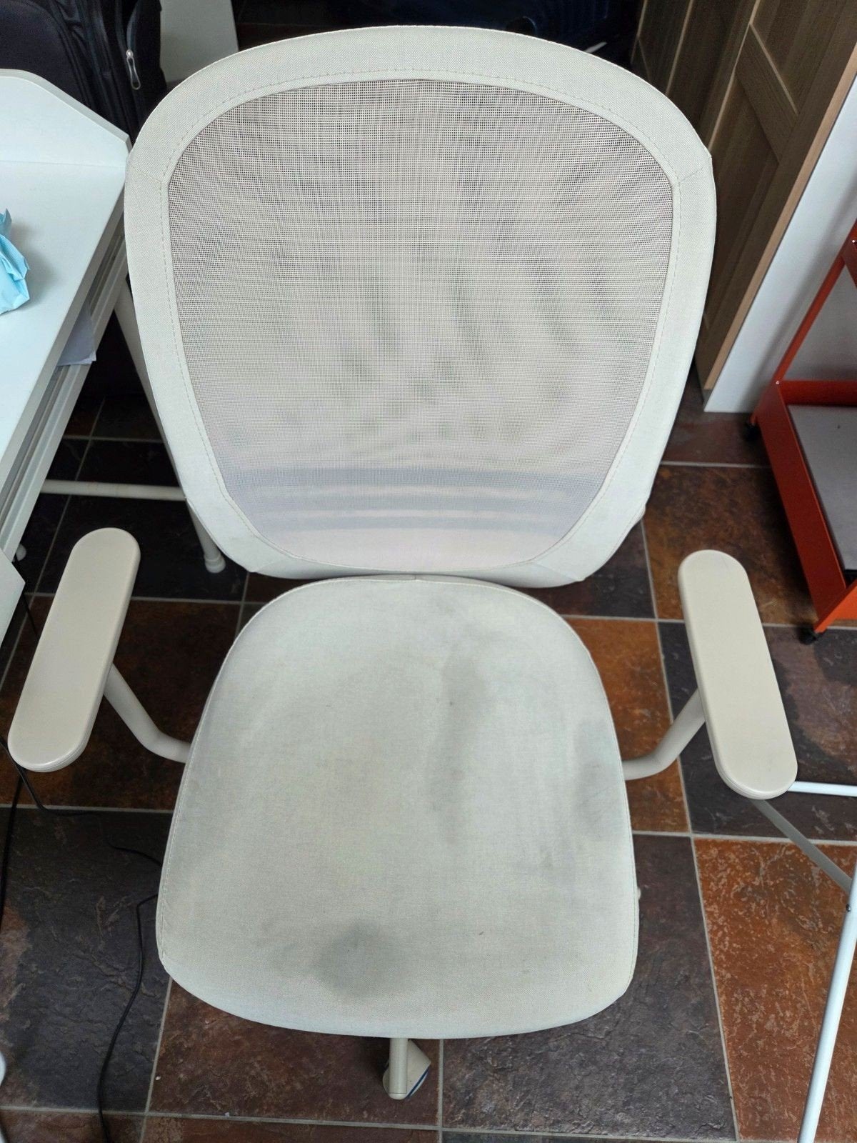 IKEA FLINTAN office chair in beige with armrests, Ophalen, Zo goed als nieuw, 75 tot 100 cm