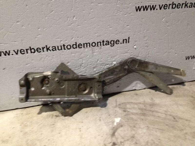 RAAMMECHANIEK ELEK LINKS Opel Tigra (75) (90-389-211), Bahnhofsplatz 65423 Rüsselsheim am Main, DE, Gebruikt, Opel, Opel Automobile GmbH