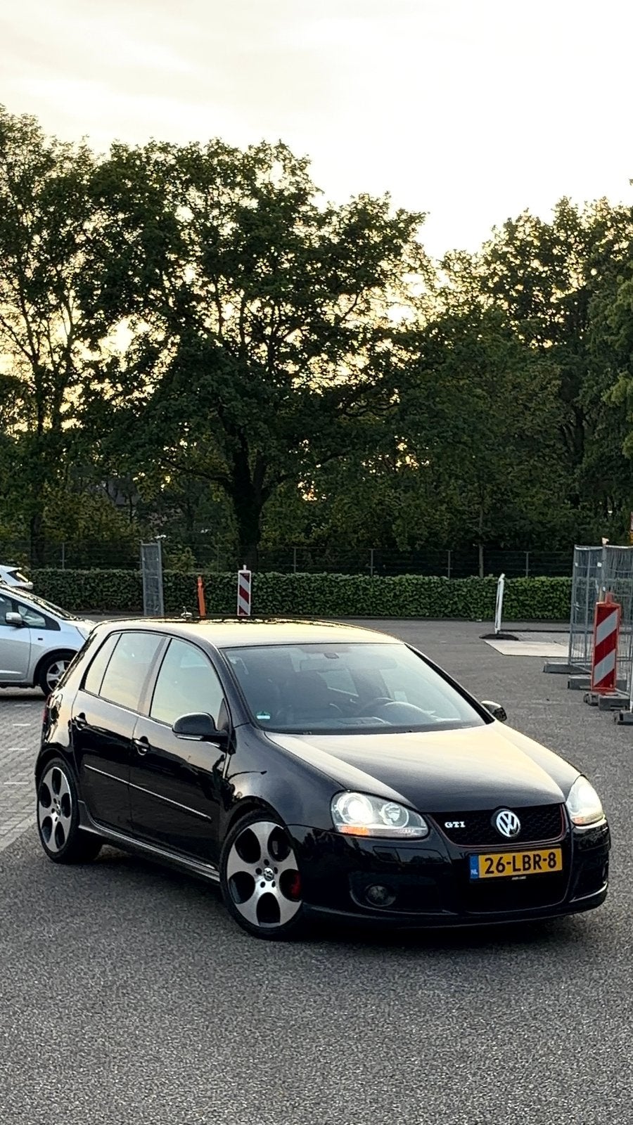 Volkswagen Golf 2005 Zwart, Voorwielaandrijving, Zwart, 4 cilinders, Zwart