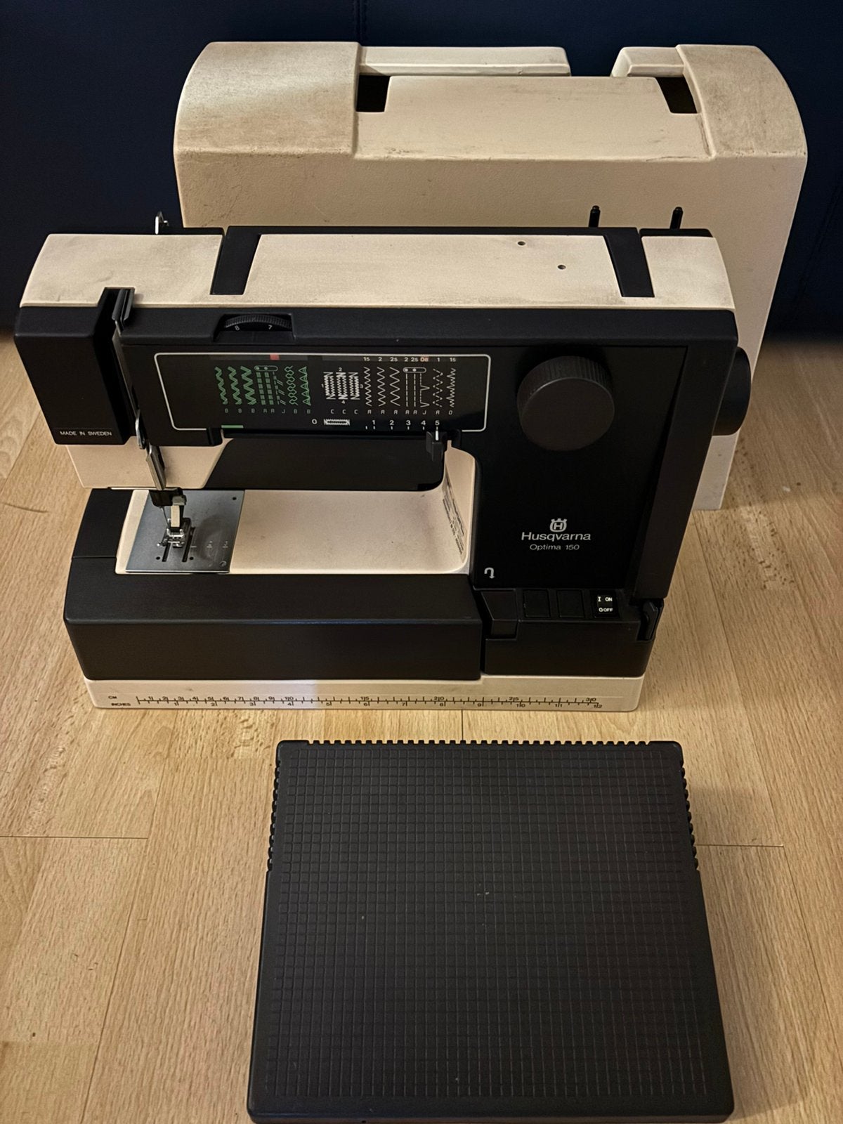 Vrije arm Husqvarna optima 150 in compl nieuwst, Ophalen of Verzenden, Zo goed als nieuw, Naaimachine, Husqvarna